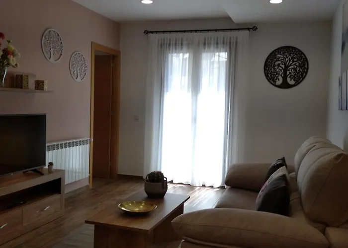 Turisticos Candelas * Пуэбла-де-Санабриа