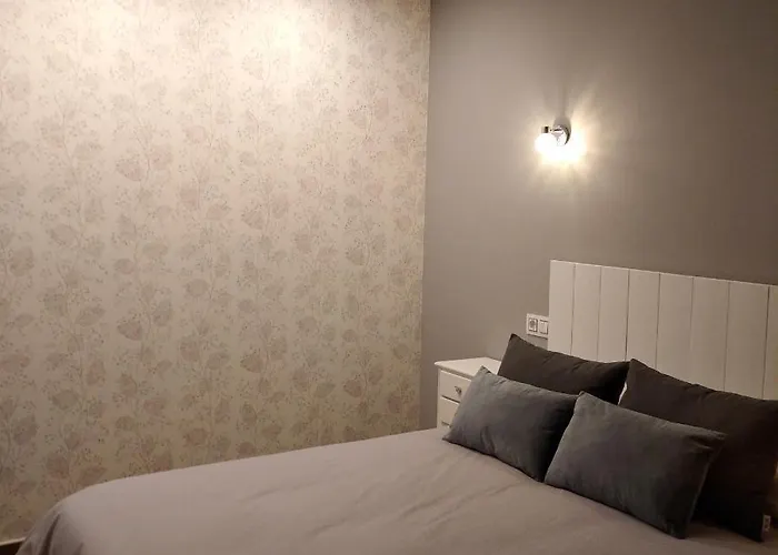 Turisticos Candelas * 푸에블라 데 사나브리아